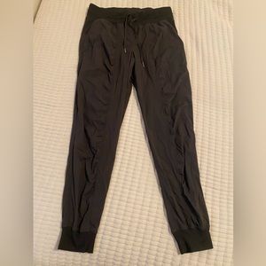 LULULEMON Dance Studio Jogger BLACK size 8